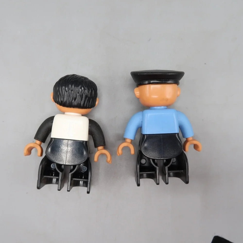 Lego Duplo Police Officer Man Cop Convict Figure Jail‎ Prisoner Set Robber lot